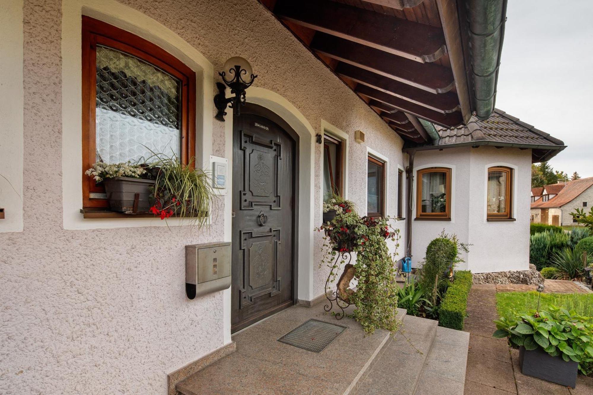 Ferienwohnung Fernsicht Zwiefalten Экстерьер фото