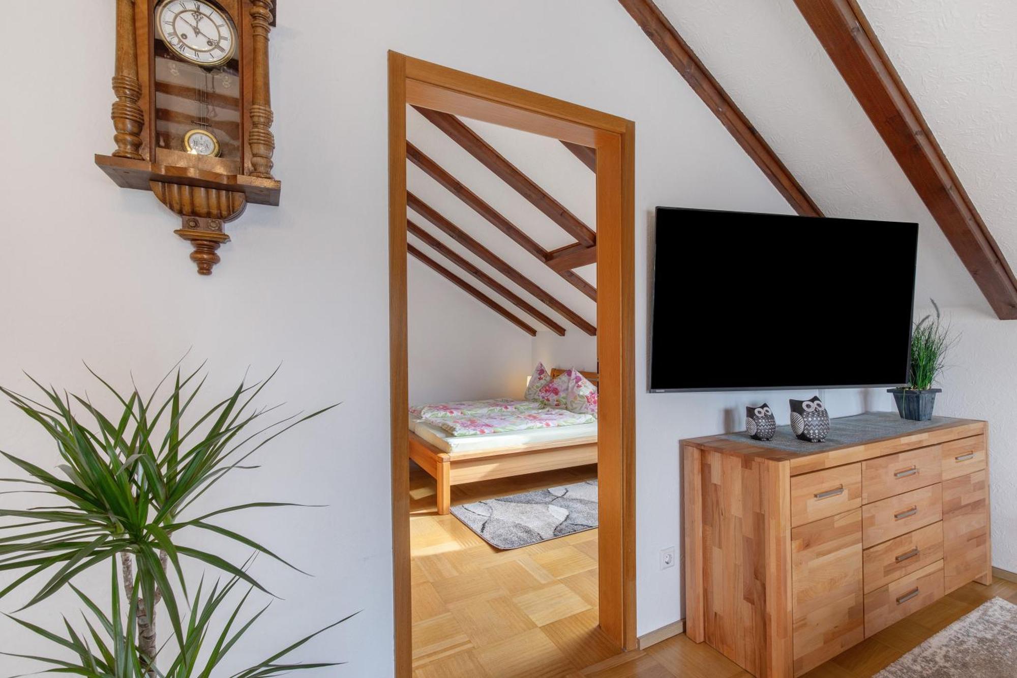 Ferienwohnung Fernsicht Zwiefalten Экстерьер фото