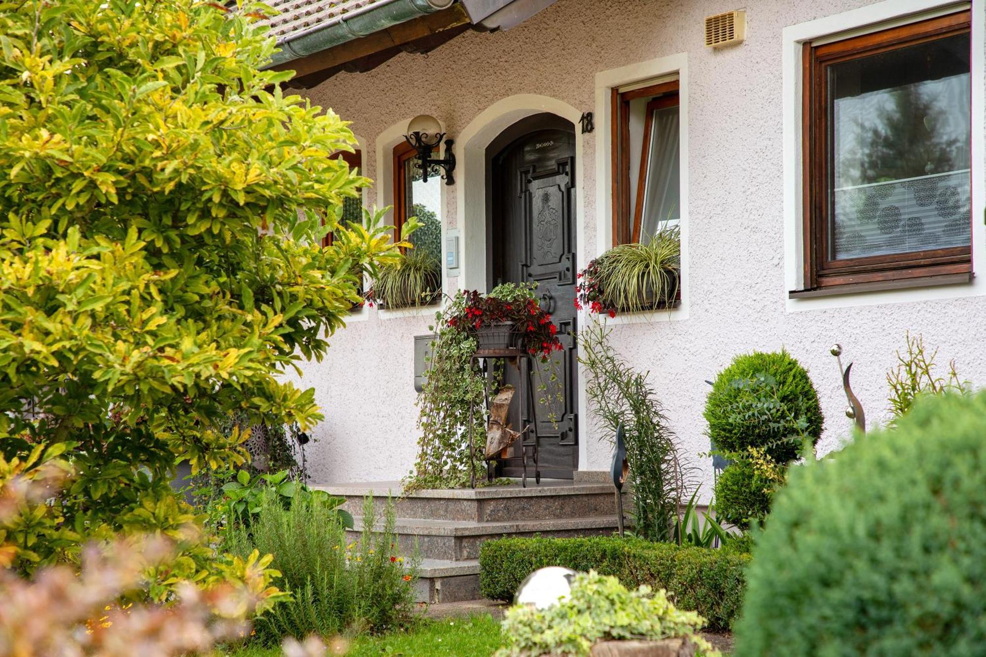 Ferienwohnung Fernsicht Zwiefalten Экстерьер фото